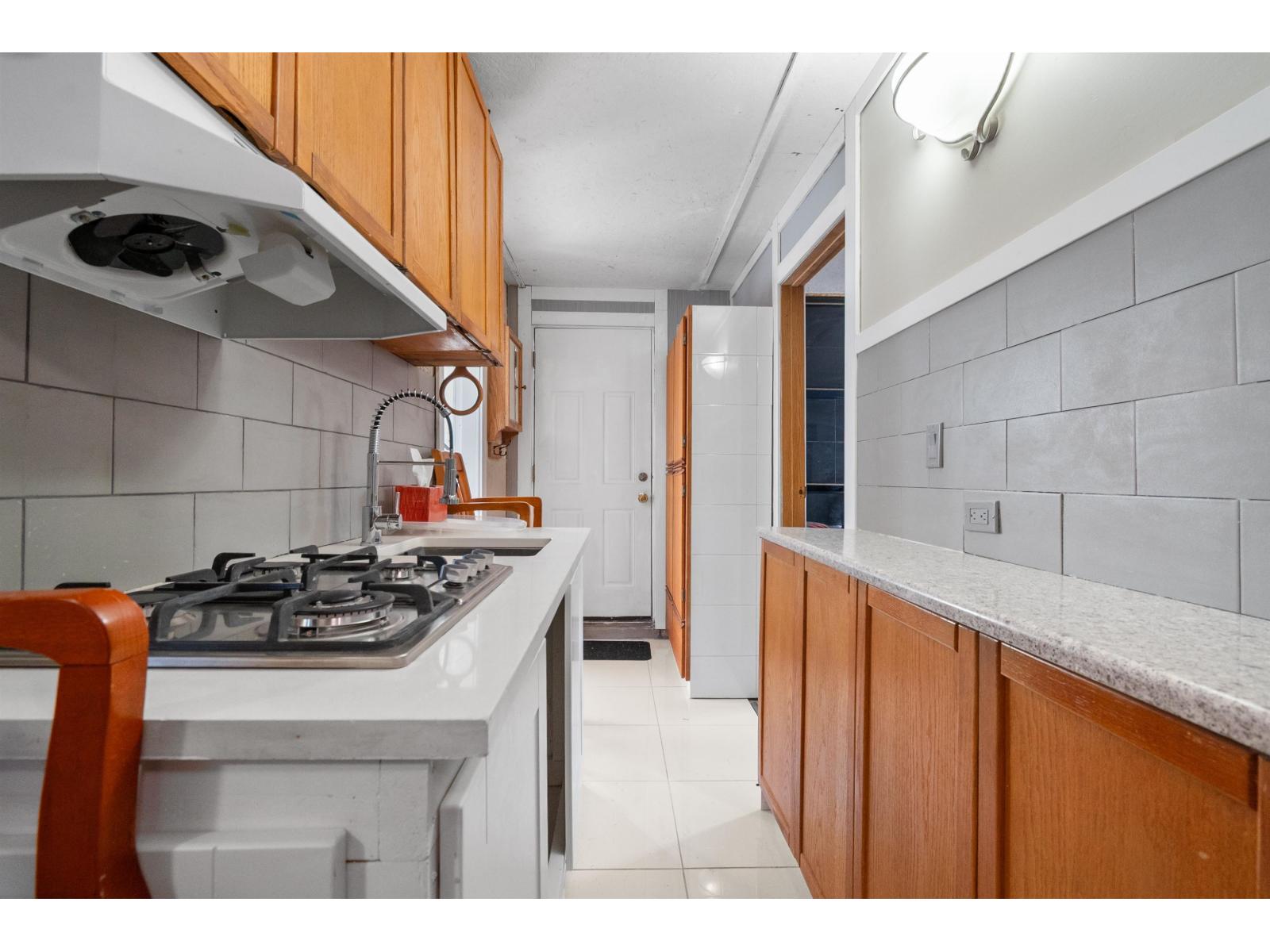 46744 Auburn Place, Chilliwack Proper East, Chilliwack, British Columbia  V2P 7J5 - Photo 34 - R3049955