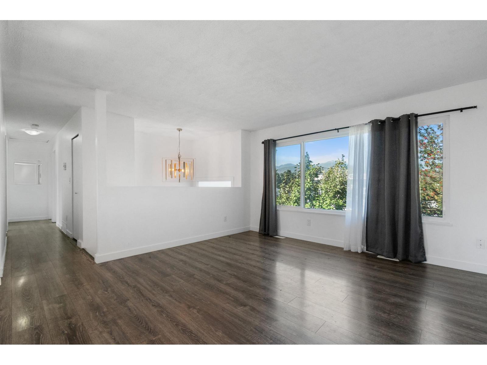 46744 Auburn Place, Chilliwack Proper East, Chilliwack, British Columbia  V2P 7J5 - Photo 8 - R3049955