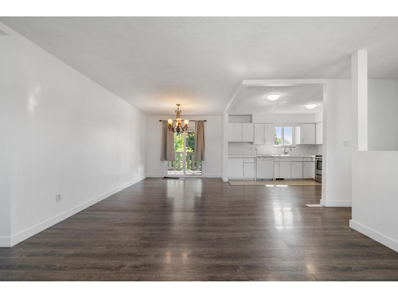 46744 Auburn Place, Chilliwack Proper East, Chilliwack, British Columbia  V2P 7J5 - Photo 4 - R3049955