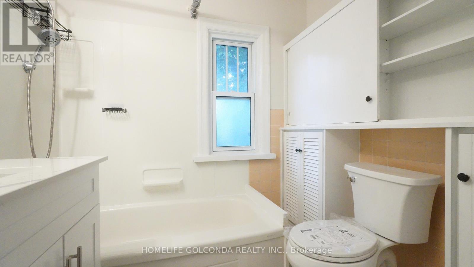 5836 Highland Avenue, Niagara Falls, Ontario  L2G 4X6 - Photo 17 - X12368357