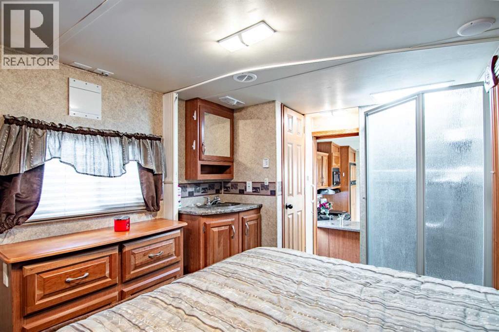 24, 25054 South Pine Lake Road, Rural Red Deer County, Alberta  T0M 1S0 - Photo 42 - A2229405
