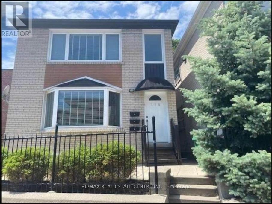 378 Lakeshore Road W, Mississauga, Ontario  L5H 1H5 - Photo 1 - W12417455