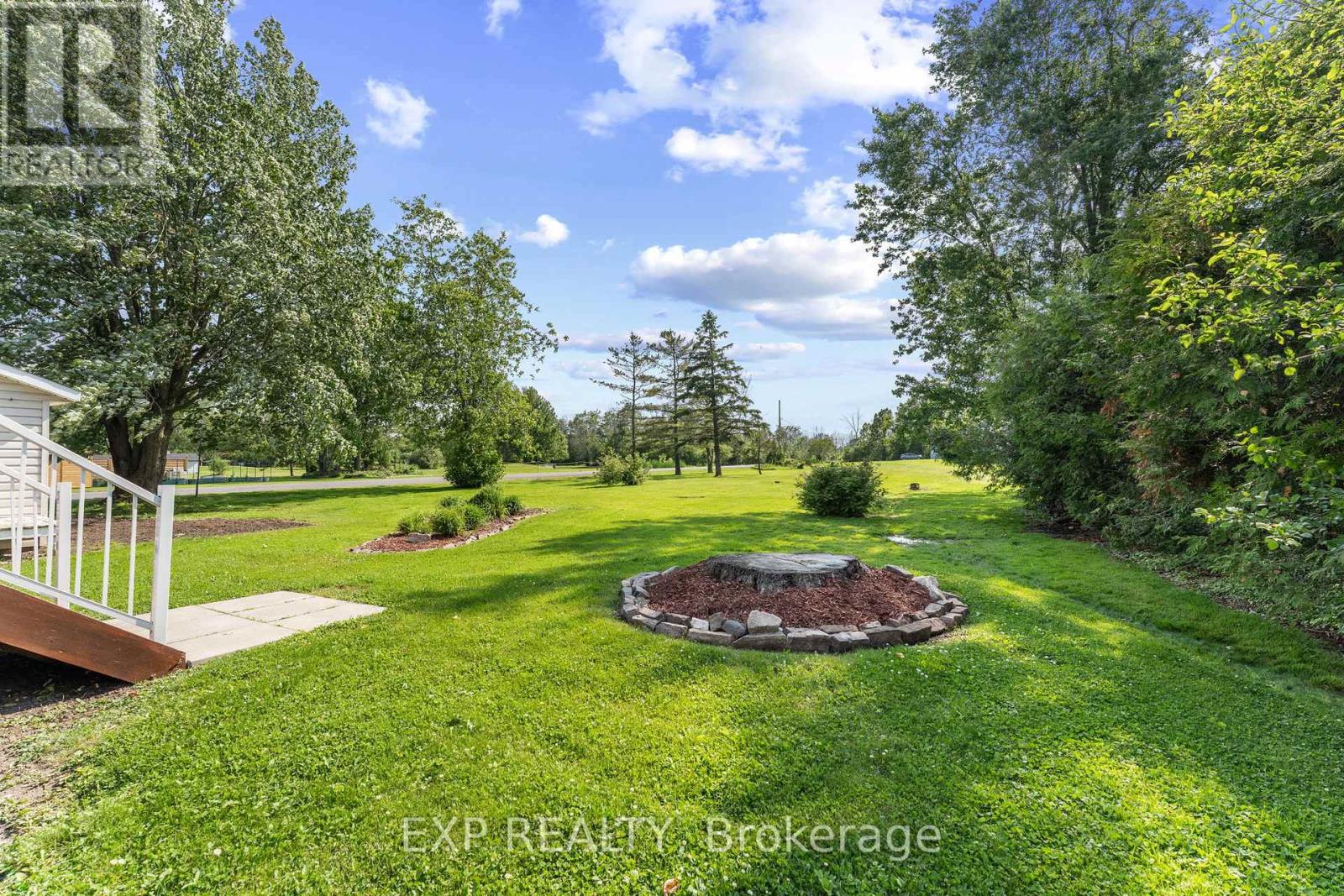 Property at 450 CORONATION BOULEVARD image 3