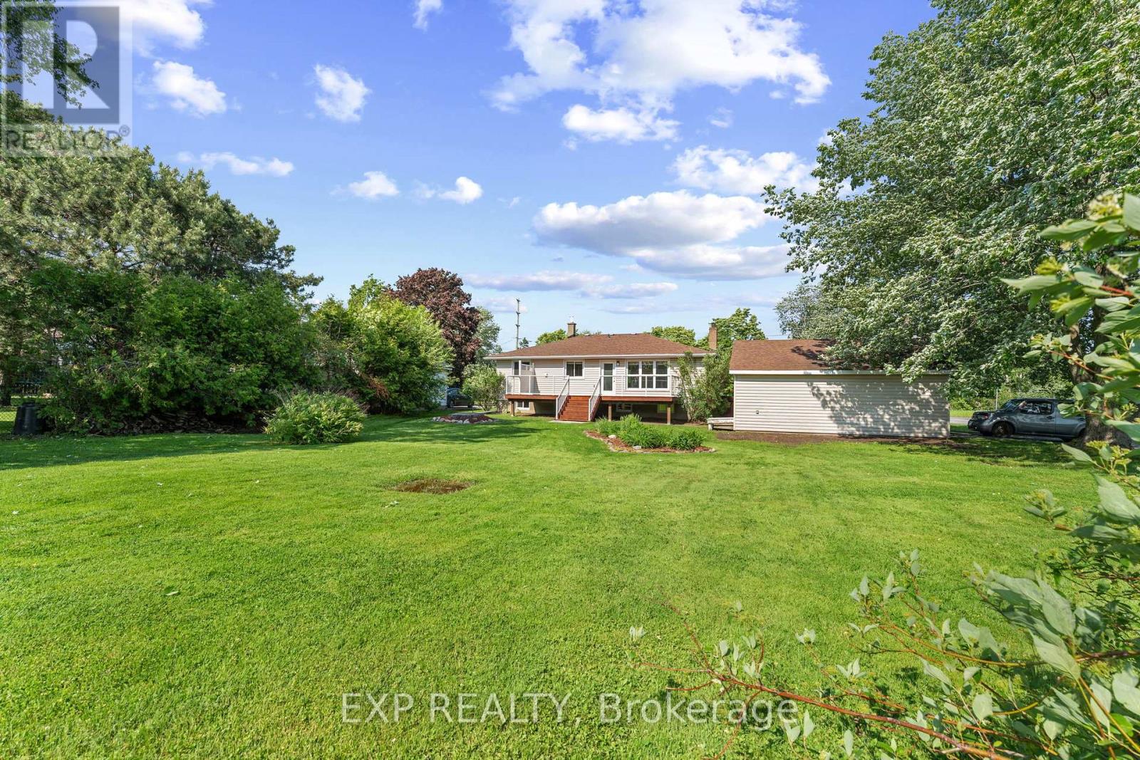 Property at 450 CORONATION BOULEVARD image 4