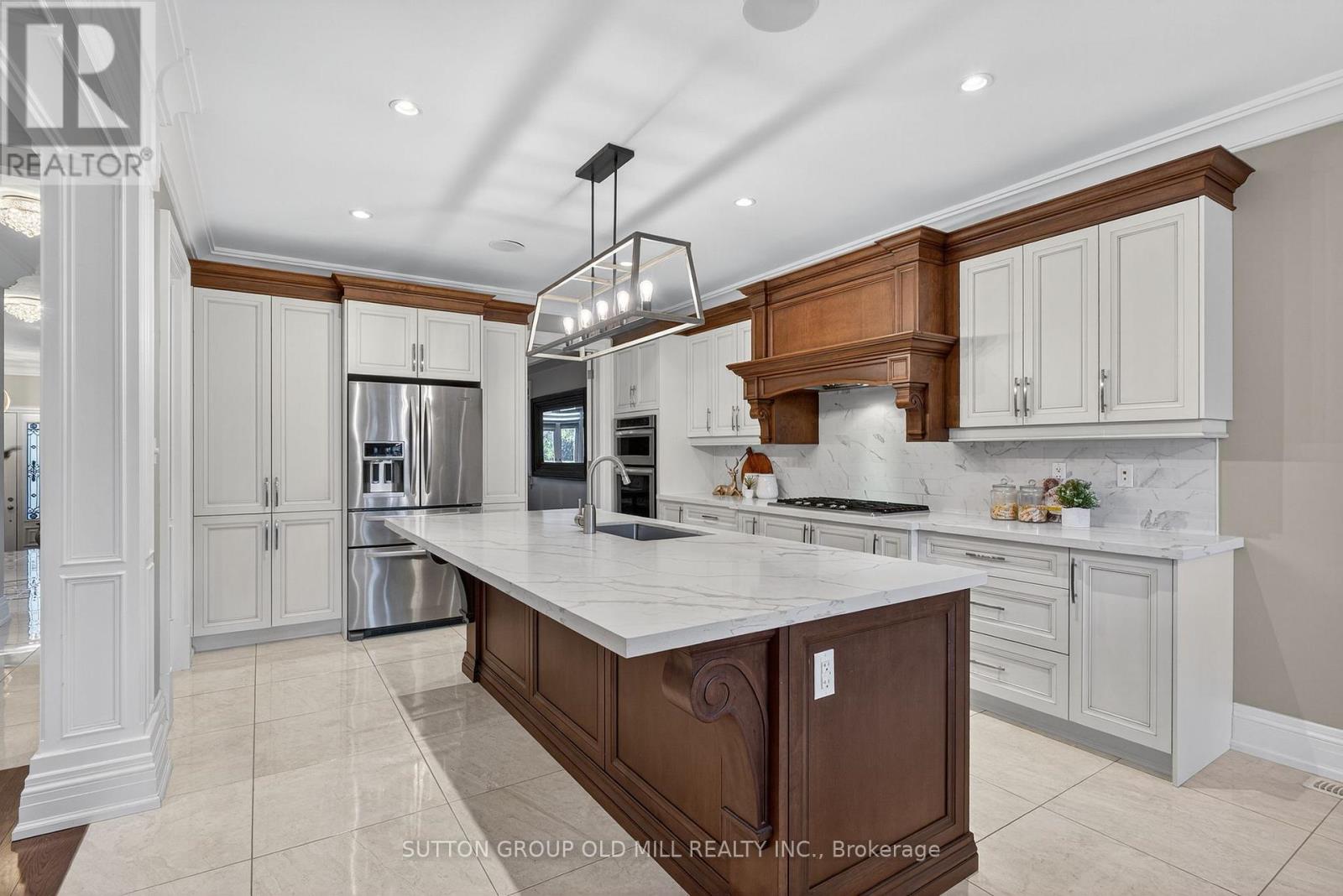 7 Cousins Drive, Aurora, Ontario  L4G 1B2 - Photo 14 - N12417468