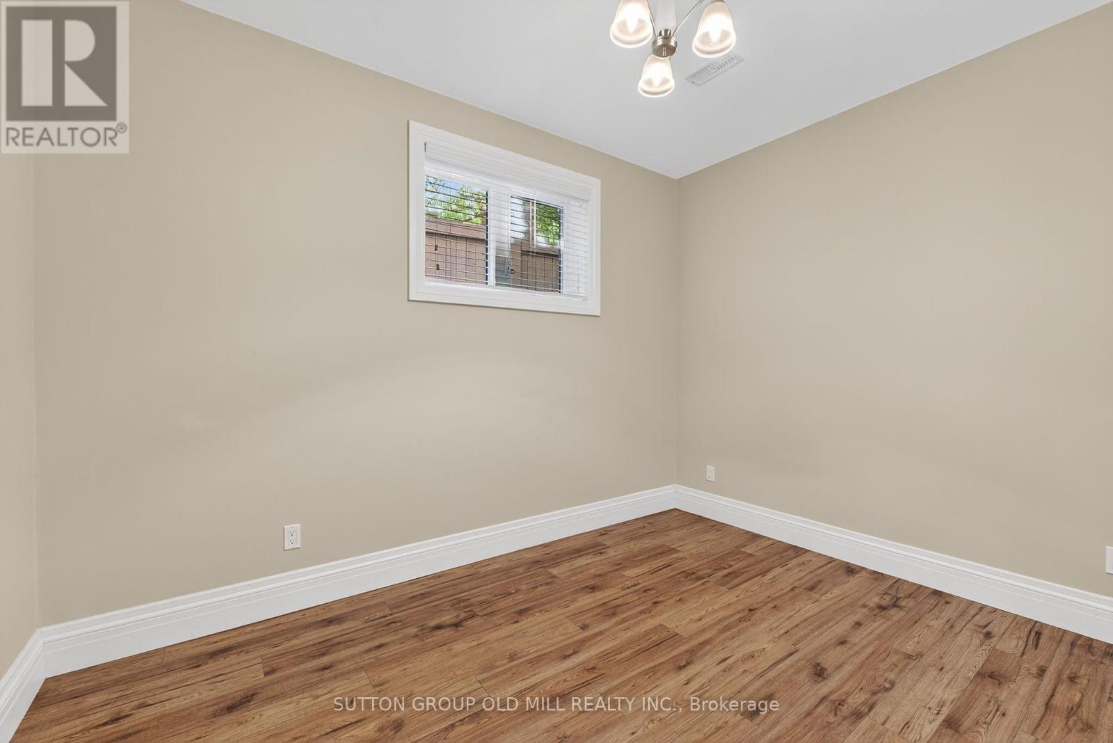 7 Cousins Drive, Aurora, Ontario  L4G 1B2 - Photo 37 - N12417468