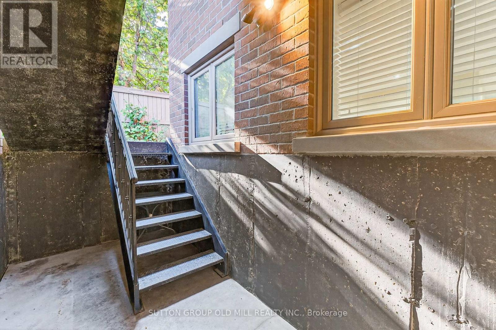 7 Cousins Drive, Aurora, Ontario  L4G 1B2 - Photo 41 - N12417468