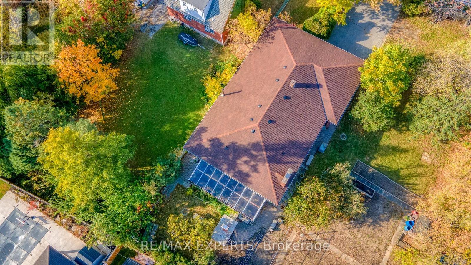 2355 Major Mackenzie Drive, Vaughan, Ontario  L6A 3Z2 - Photo 3 - N12417475