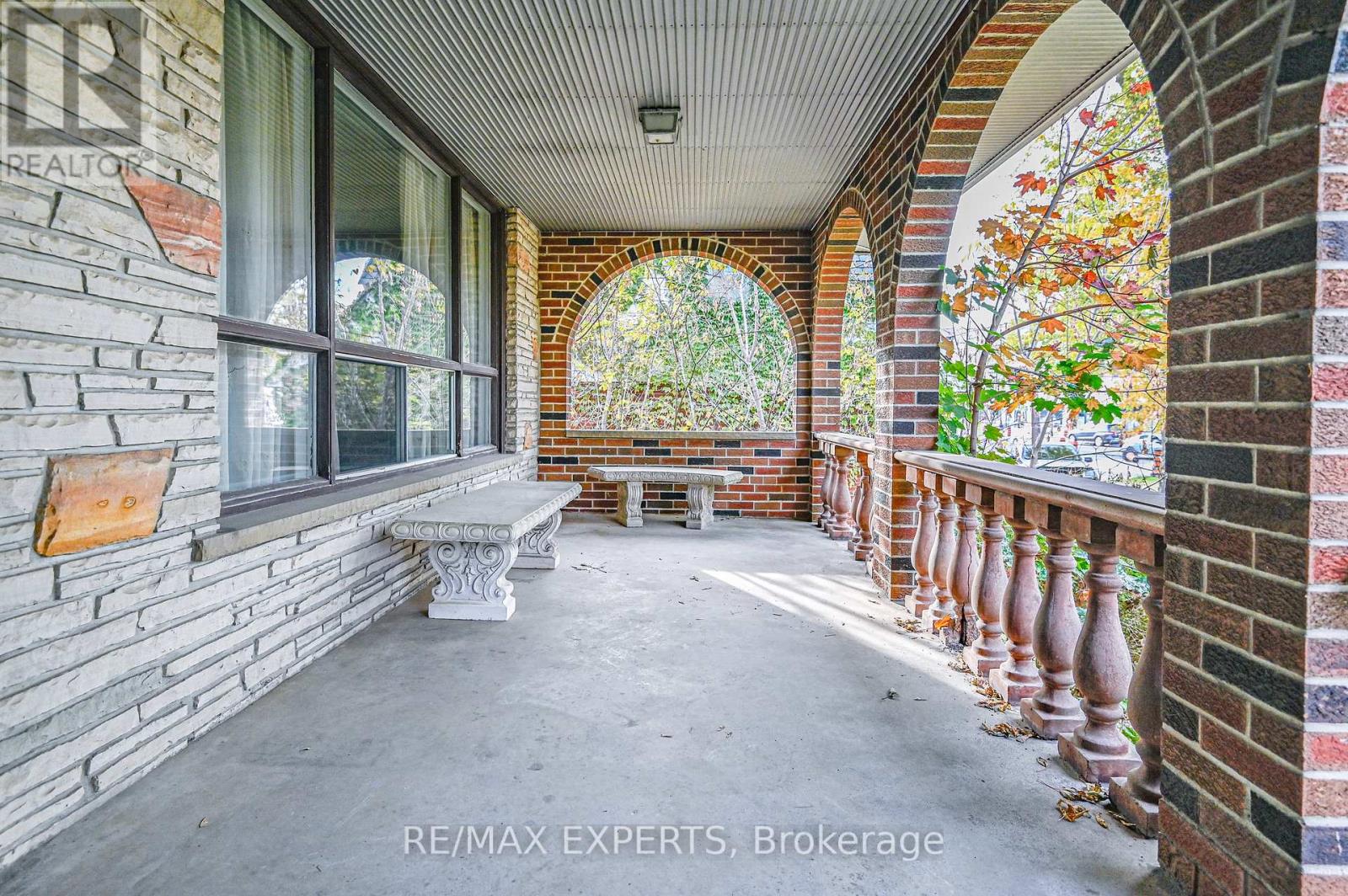 2355 Major Mackenzie Drive, Vaughan, Ontario  L6A 3Z2 - Photo 4 - N12417475