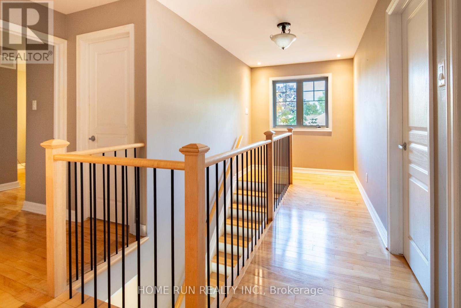 46 St Helen's Place, Ottawa, Ontario  K2G 2P1 - Photo 12 - X12417482