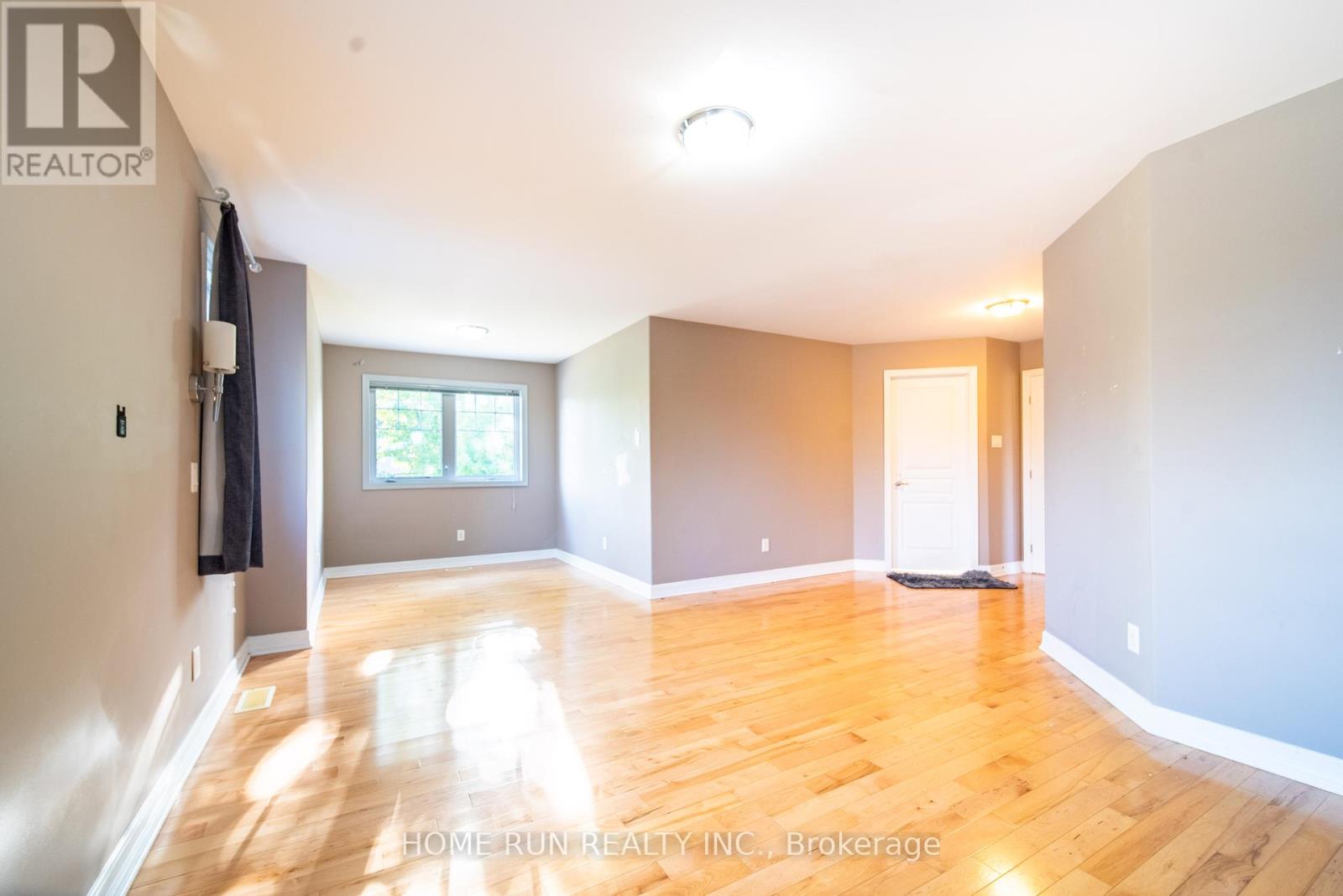 46 St Helen's Place, Ottawa, Ontario  K2G 2P1 - Photo 13 - X12417482