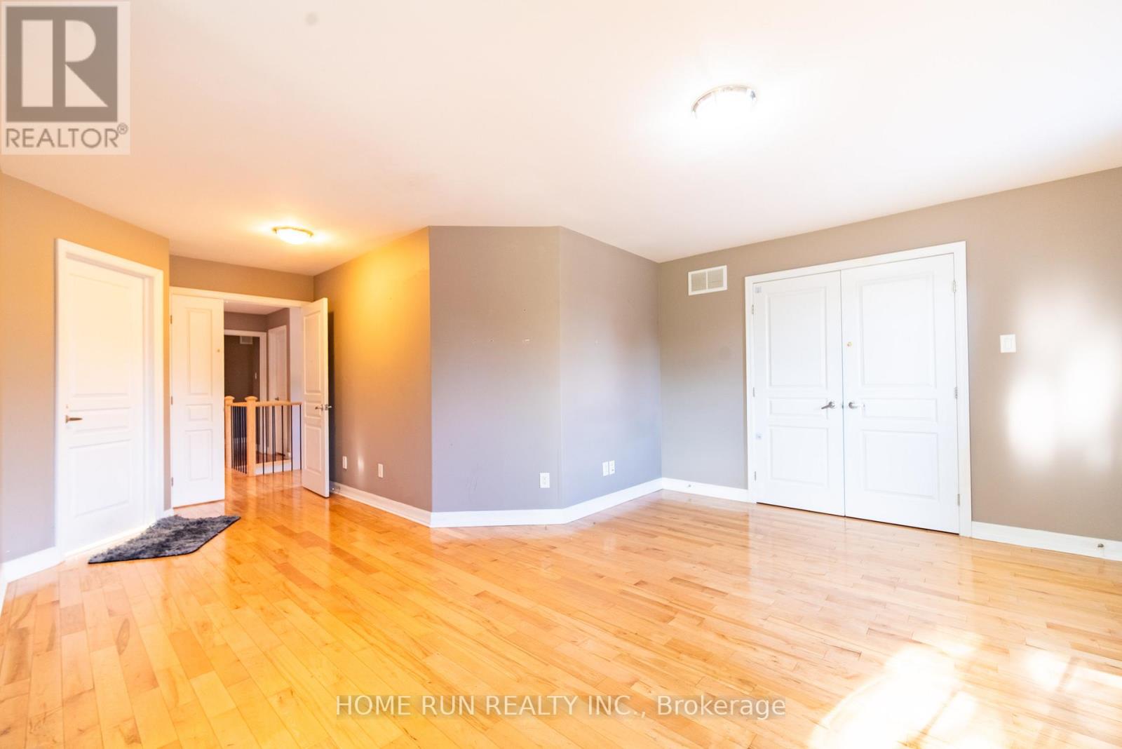46 St Helen's Place, Ottawa, Ontario  K2G 2P1 - Photo 14 - X12417482