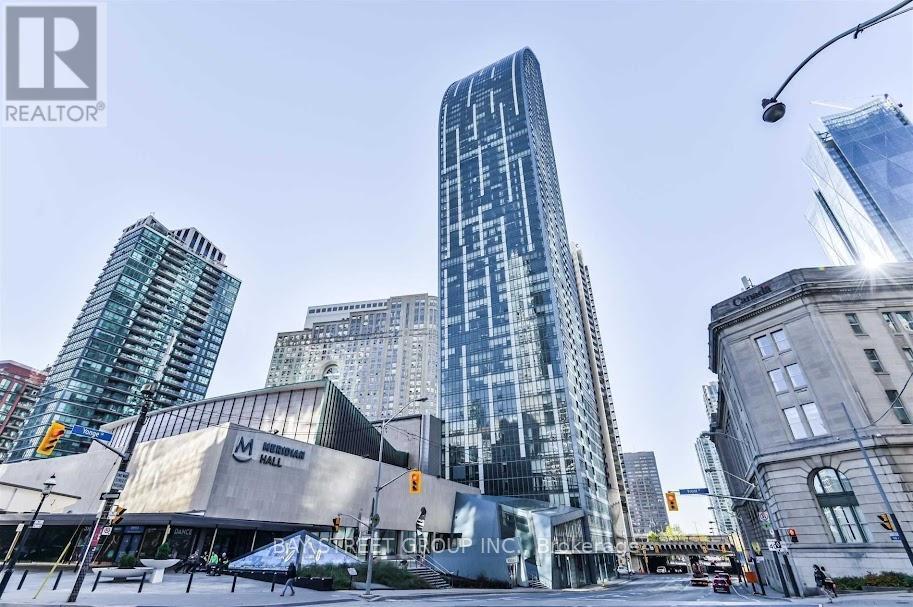 405 - 8 THE ESPLANADE, Toronto, Ontario