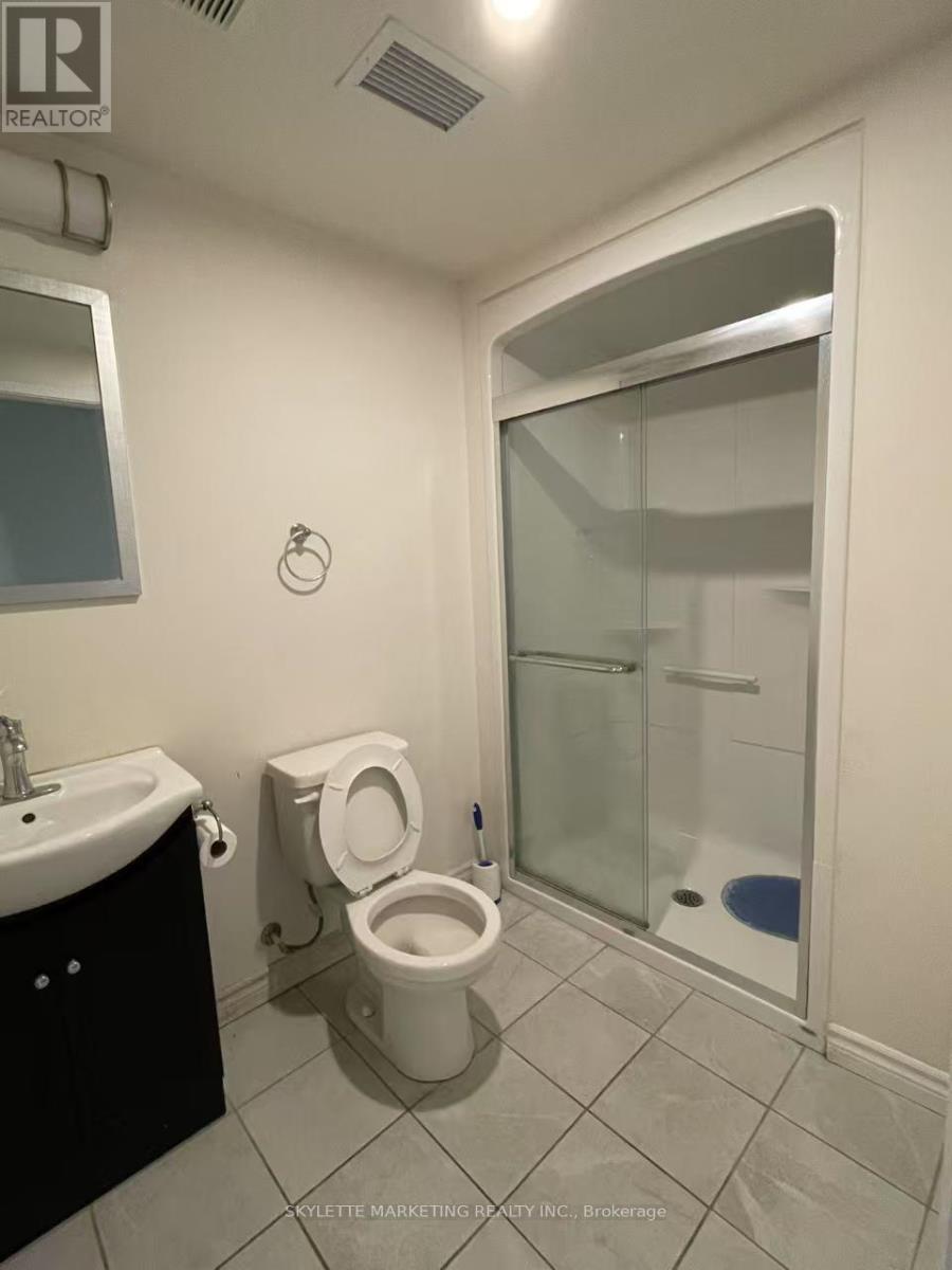 709 Bdrm - 246 Lester Street, Waterloo, Ontario  N2L 0H1 - Photo 10 - X12417497