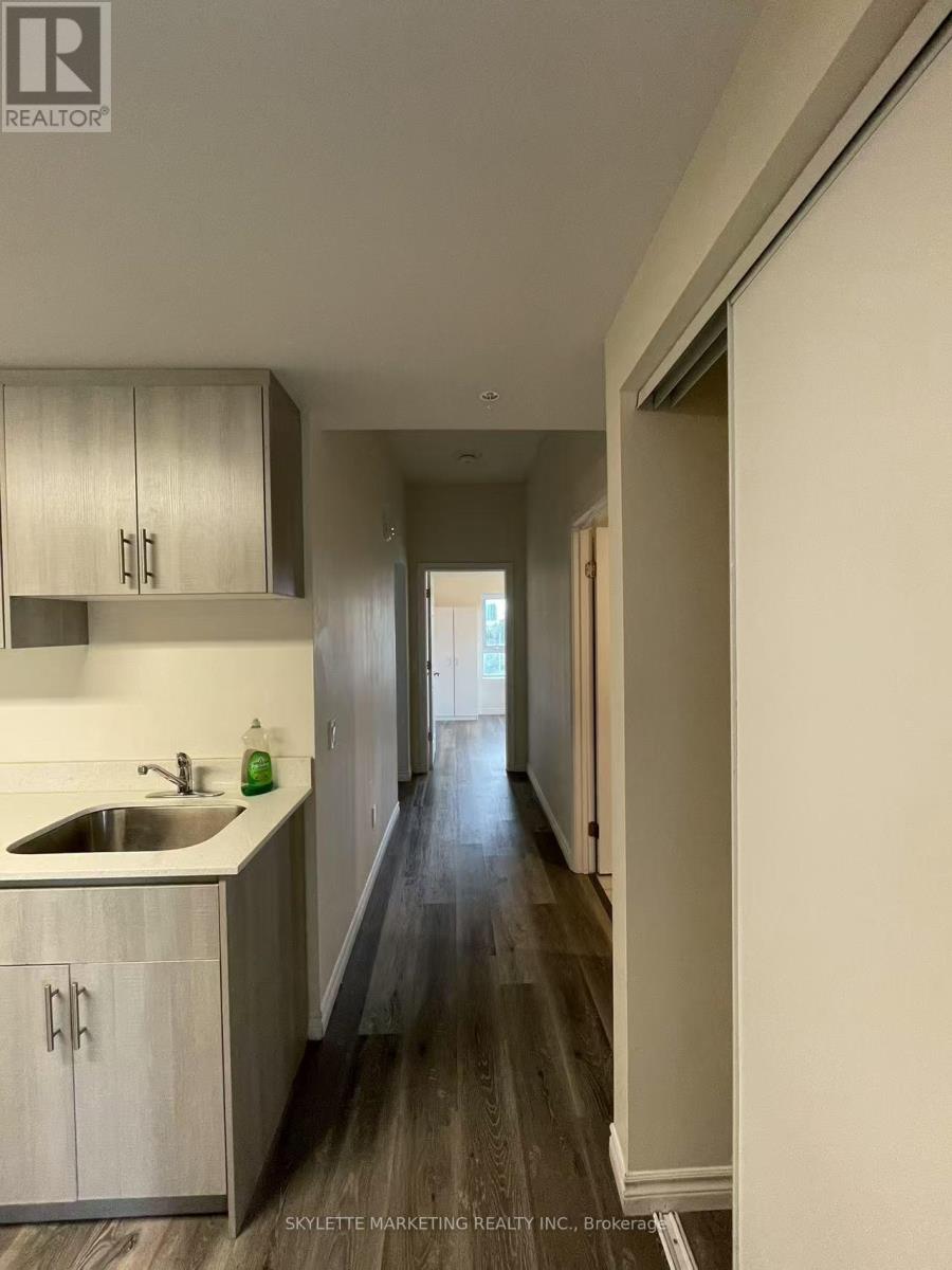 709 Bdrm - 246 Lester Street, Waterloo, Ontario  N2L 0H1 - Photo 11 - X12417497
