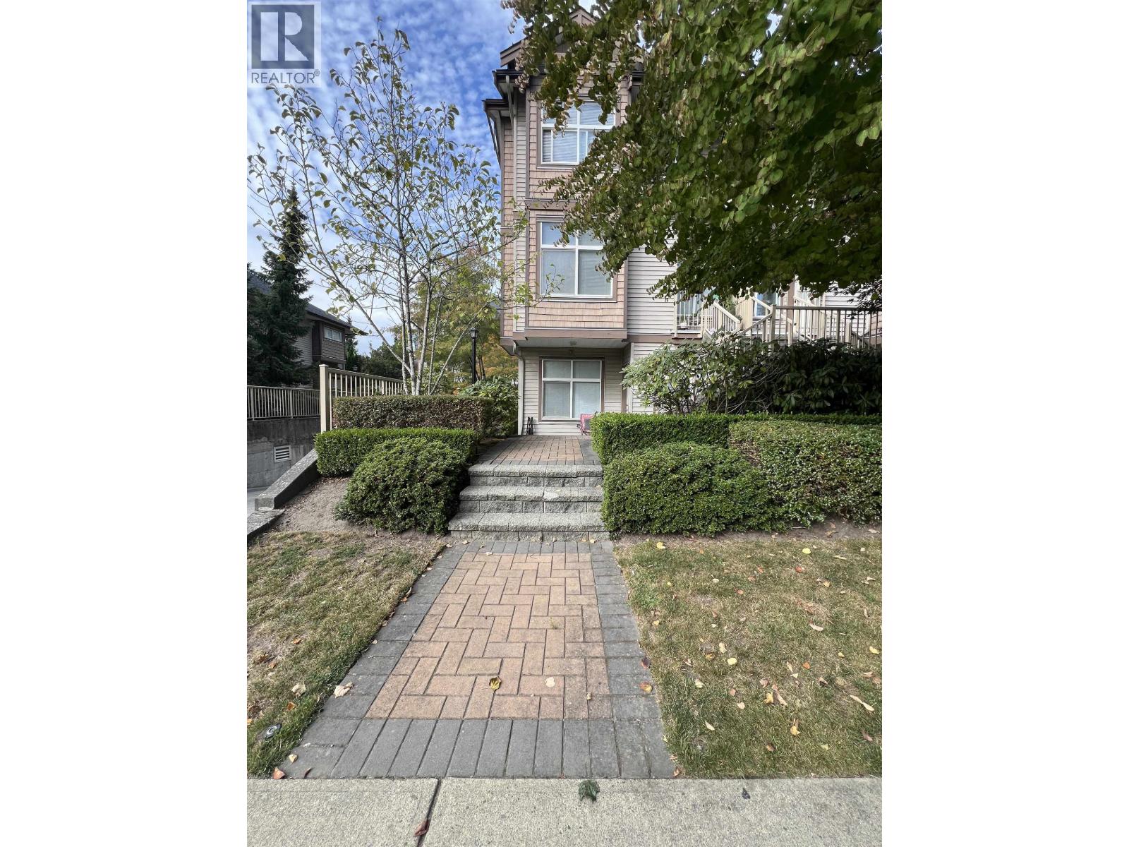 226 5155 WATLING STREET, Burnaby, British Columbia