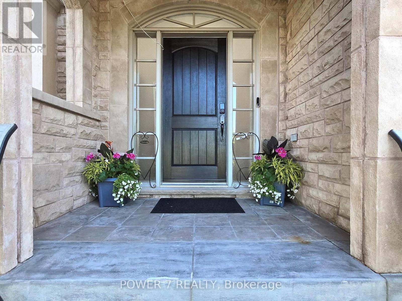 171 Angus Glen Boulevard, Markham, Ontario  L6C 0K1 - Photo 5 - N12417510