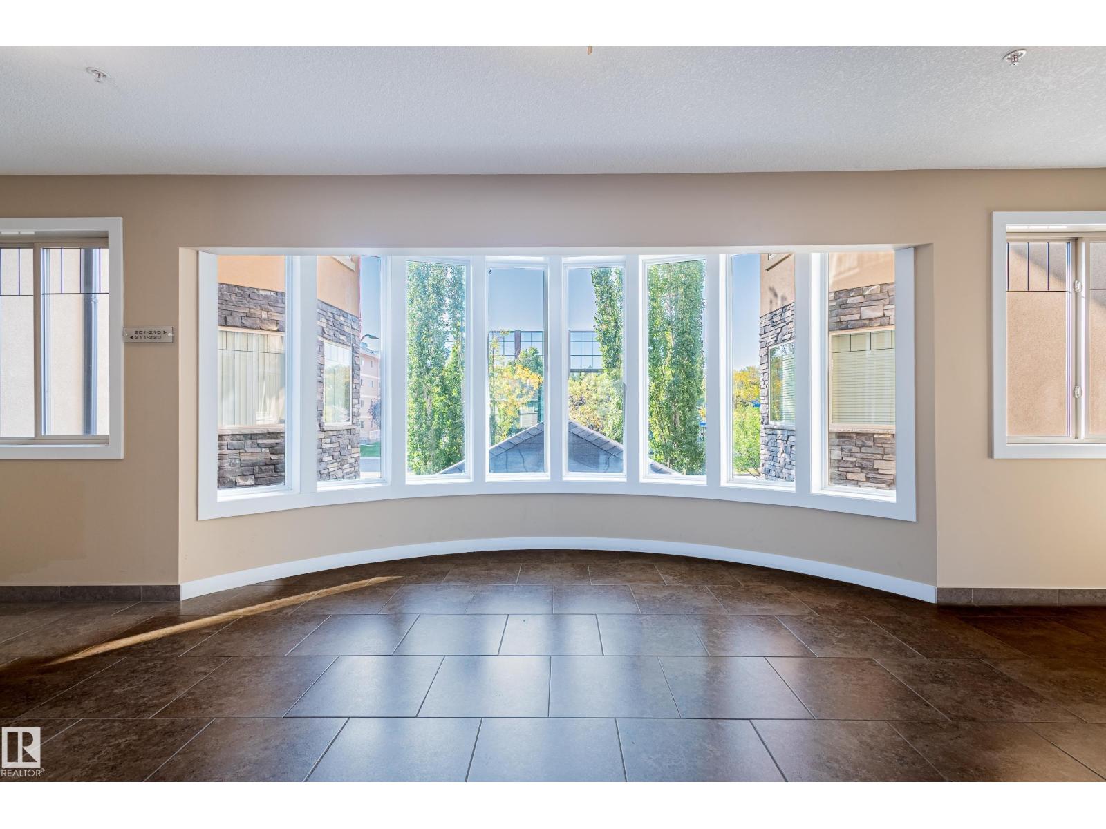 #212 8730 82 Av Nw, Edmonton, Alberta  T6C 0Z1 - Photo 4 - E4458827