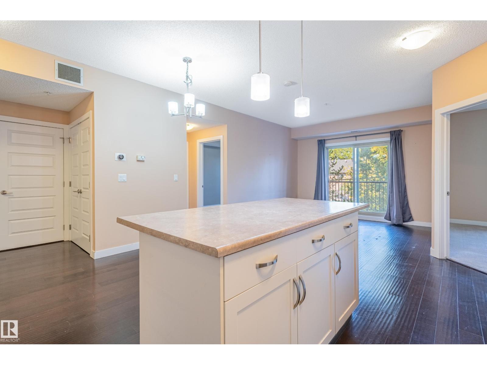 #212 8730 82 Av Nw, Edmonton, Alberta  T6C 0Z1 - Photo 8 - E4458827