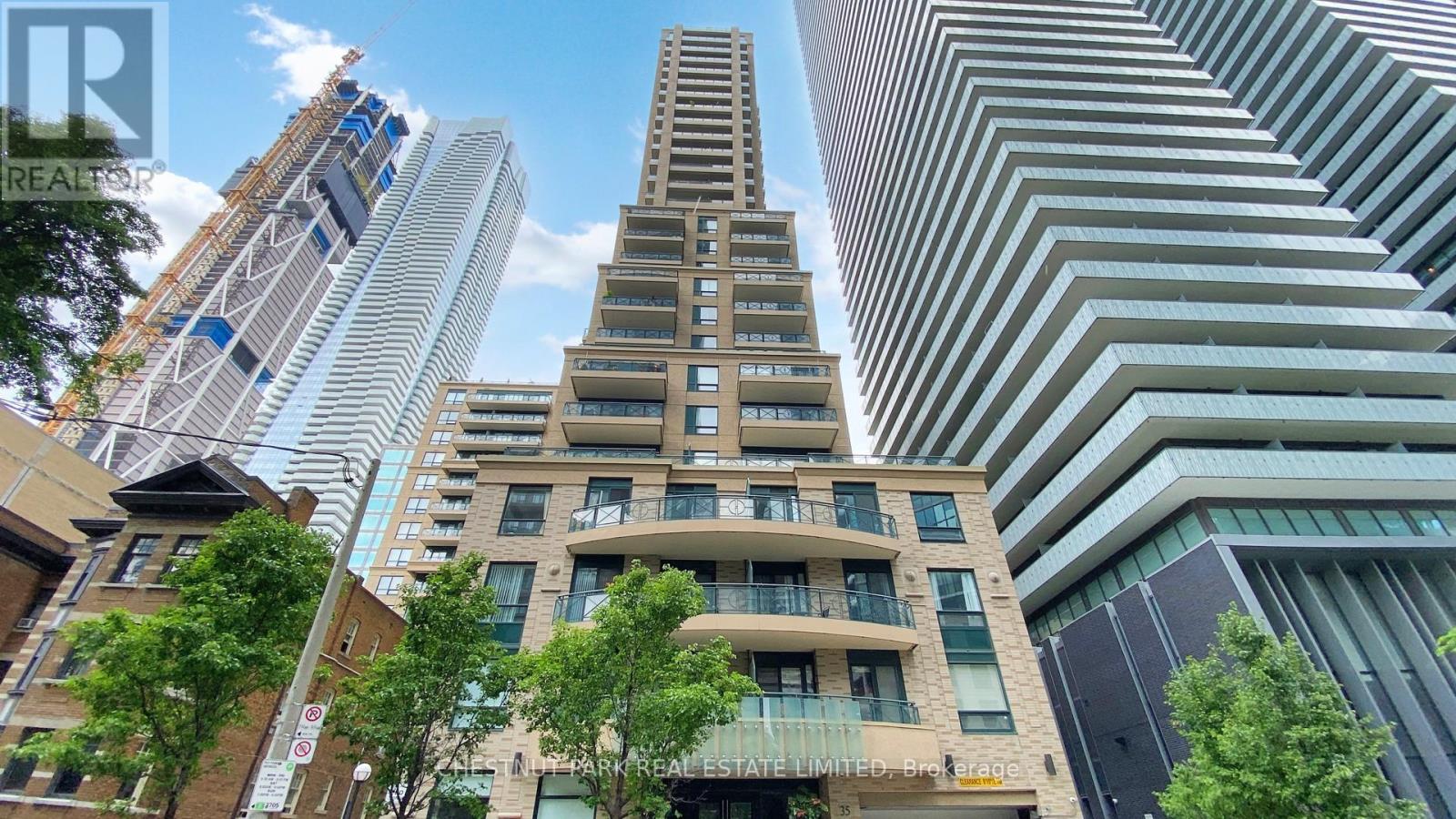 2803 - 35 HAYDEN STREET, Toronto, Ontario