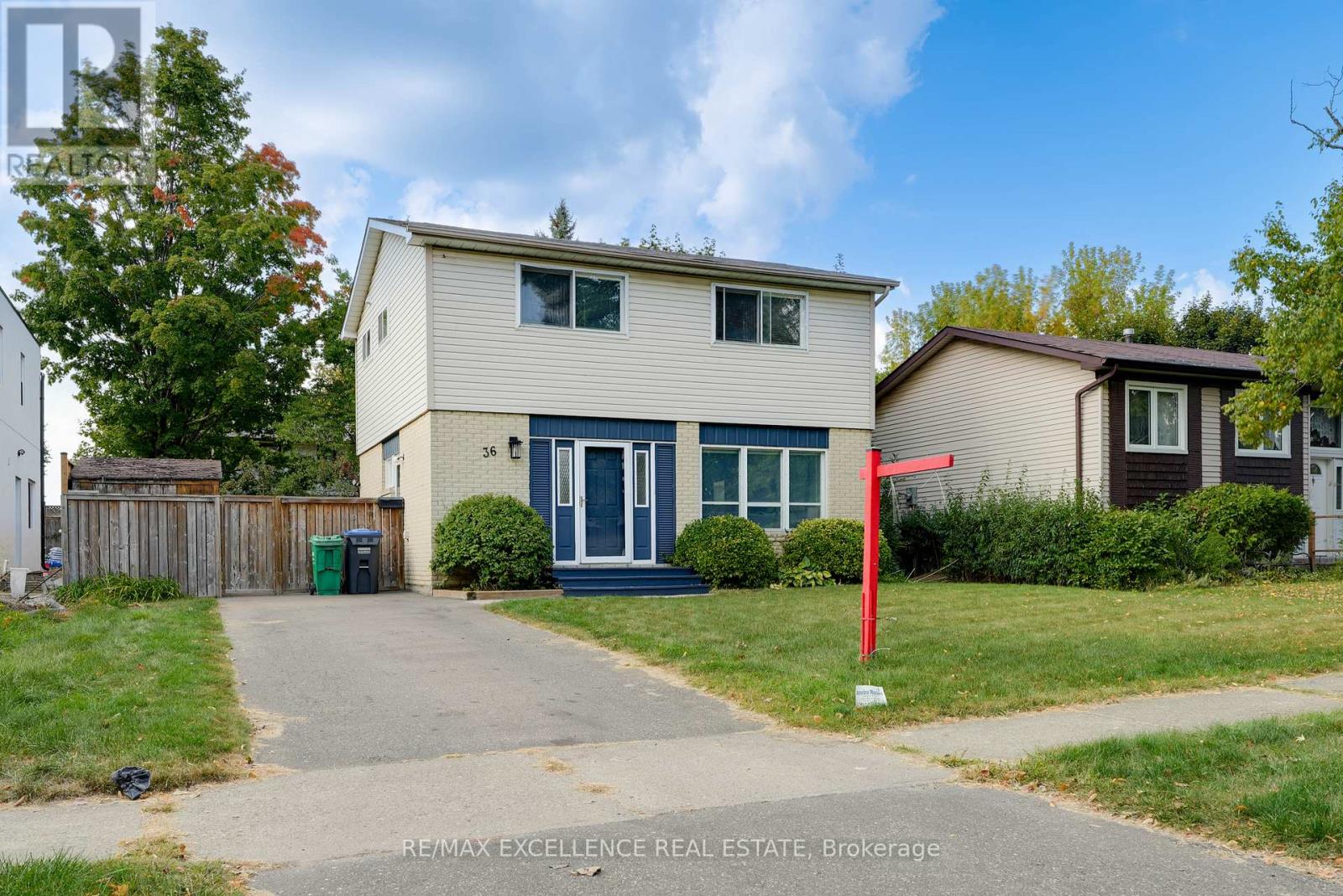36 HERKLEY DRIVE, Brampton, Ontario