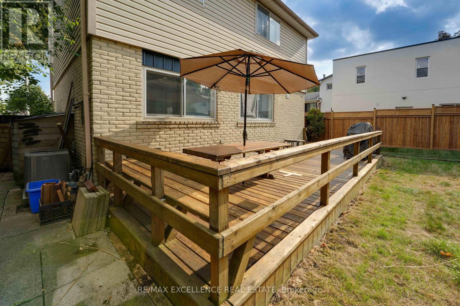 36 Herkley Drive, Brampton, Ontario  L6V 2E8 - Photo 31 - W12417516
