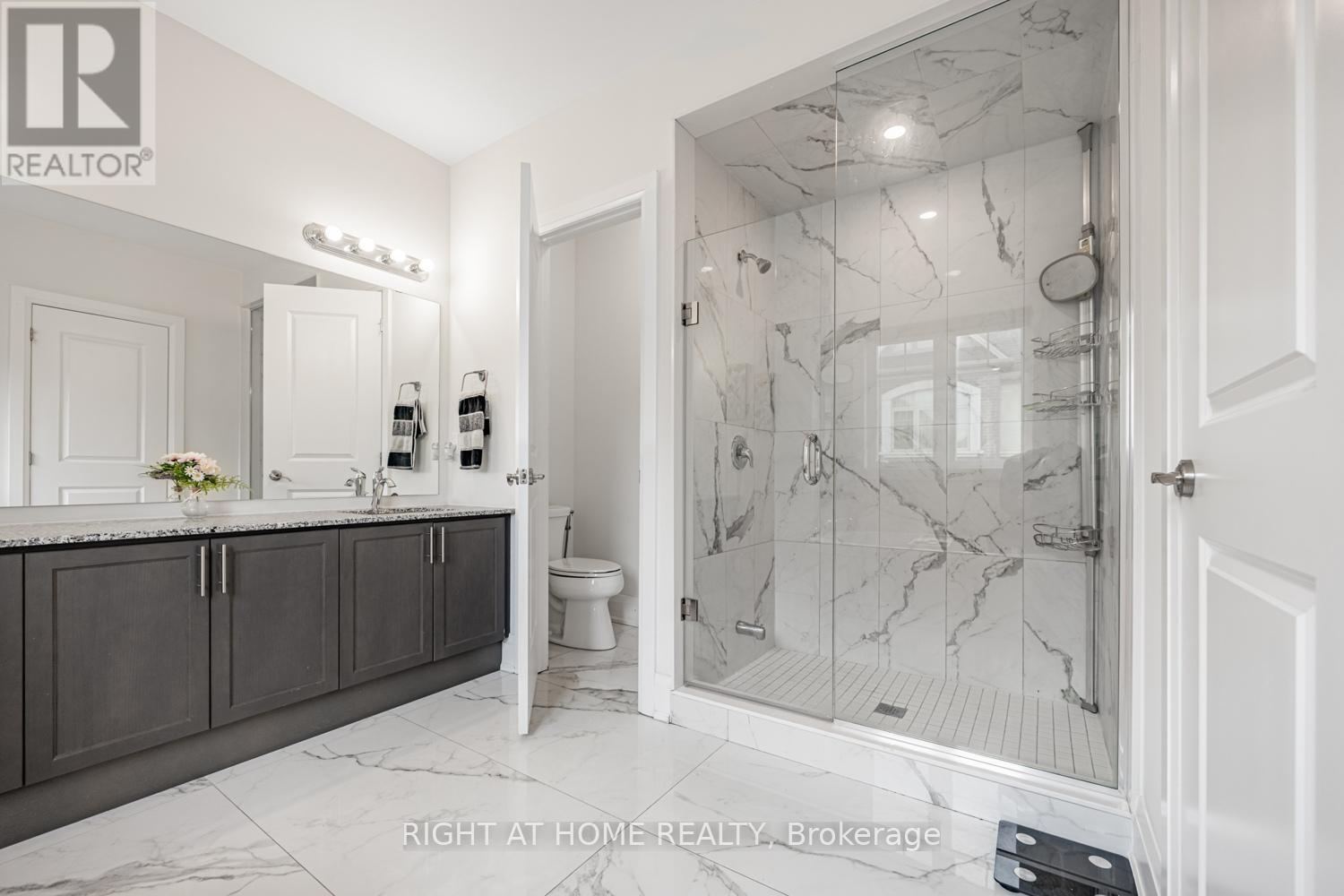 104 Sora Gate, Oakville, Ontario  L6H 0Y4 - Photo 28 - W12417523