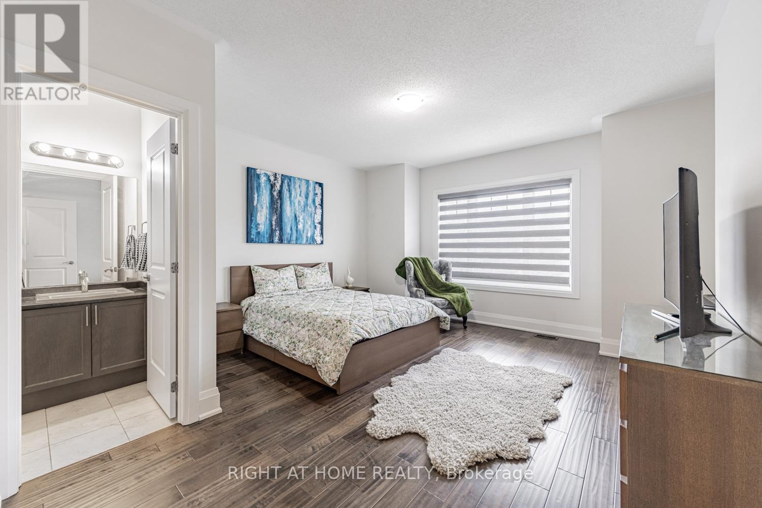 104 Sora Gate, Oakville, Ontario  L6H 0Y4 - Photo 30 - W12417523