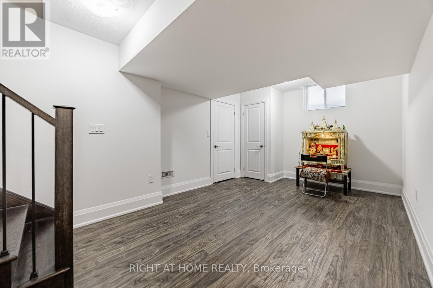 104 Sora Gate, Oakville, Ontario  L6H 0Y4 - Photo 39 - W12417523