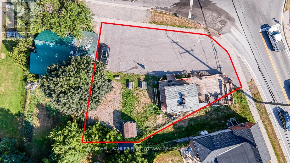 106 Broadway Street W, Merrickville-Wolford, Ontario  K0G 1N0 - Photo 22 - X12417538