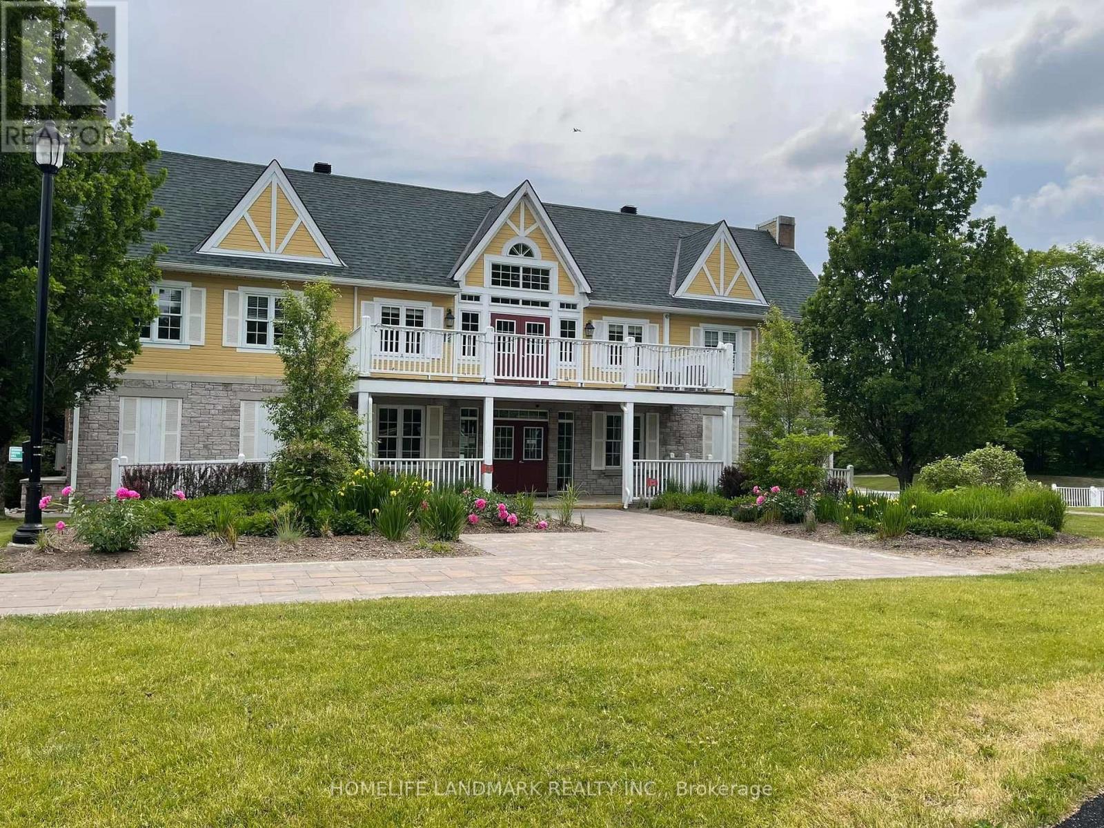 2076-77 - 90 Highland Drive, Oro-Medonte (Horseshoe Valley), Ontario  L0L 2L0 - Photo 1 - S12417449