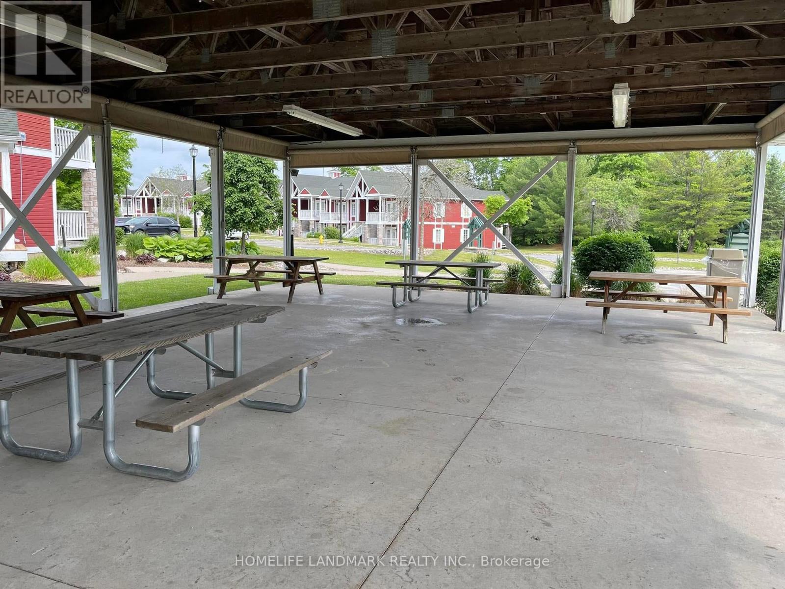 2076-77 - 90 Highland Drive, Oro-Medonte (Horseshoe Valley), Ontario  L0L 2L0 - Photo 5 - S12417449