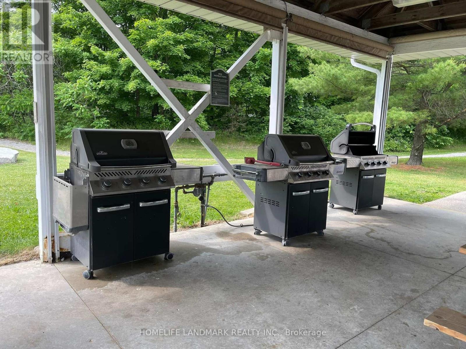 2076-77 - 90 Highland Drive, Oro-Medonte (Horseshoe Valley), Ontario  L0L 2L0 - Photo 4 - S12417449