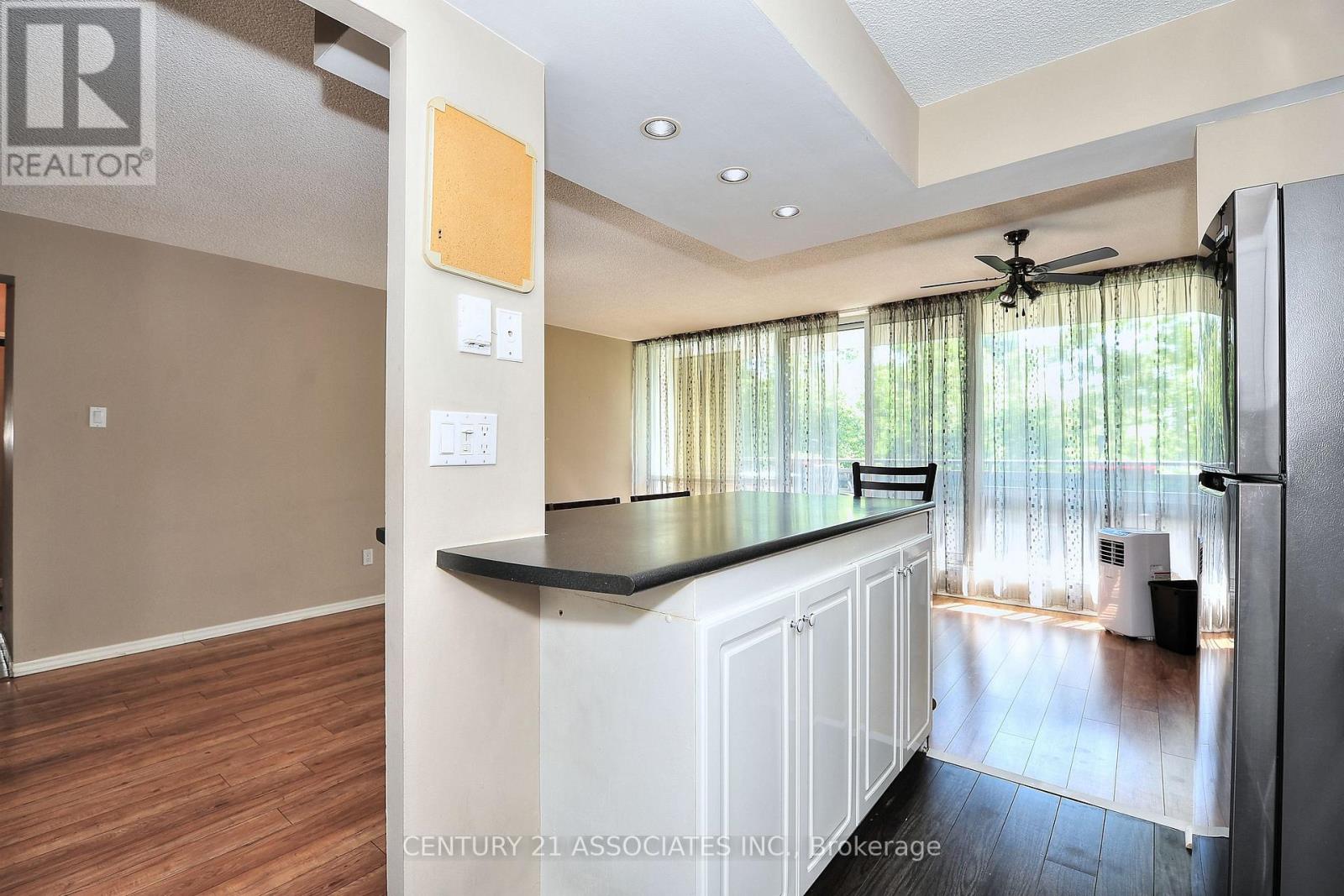 312 - 10 Sunrise Avenue, Toronto, Ontario  M4A 2R1 - Photo 18 - C12417535