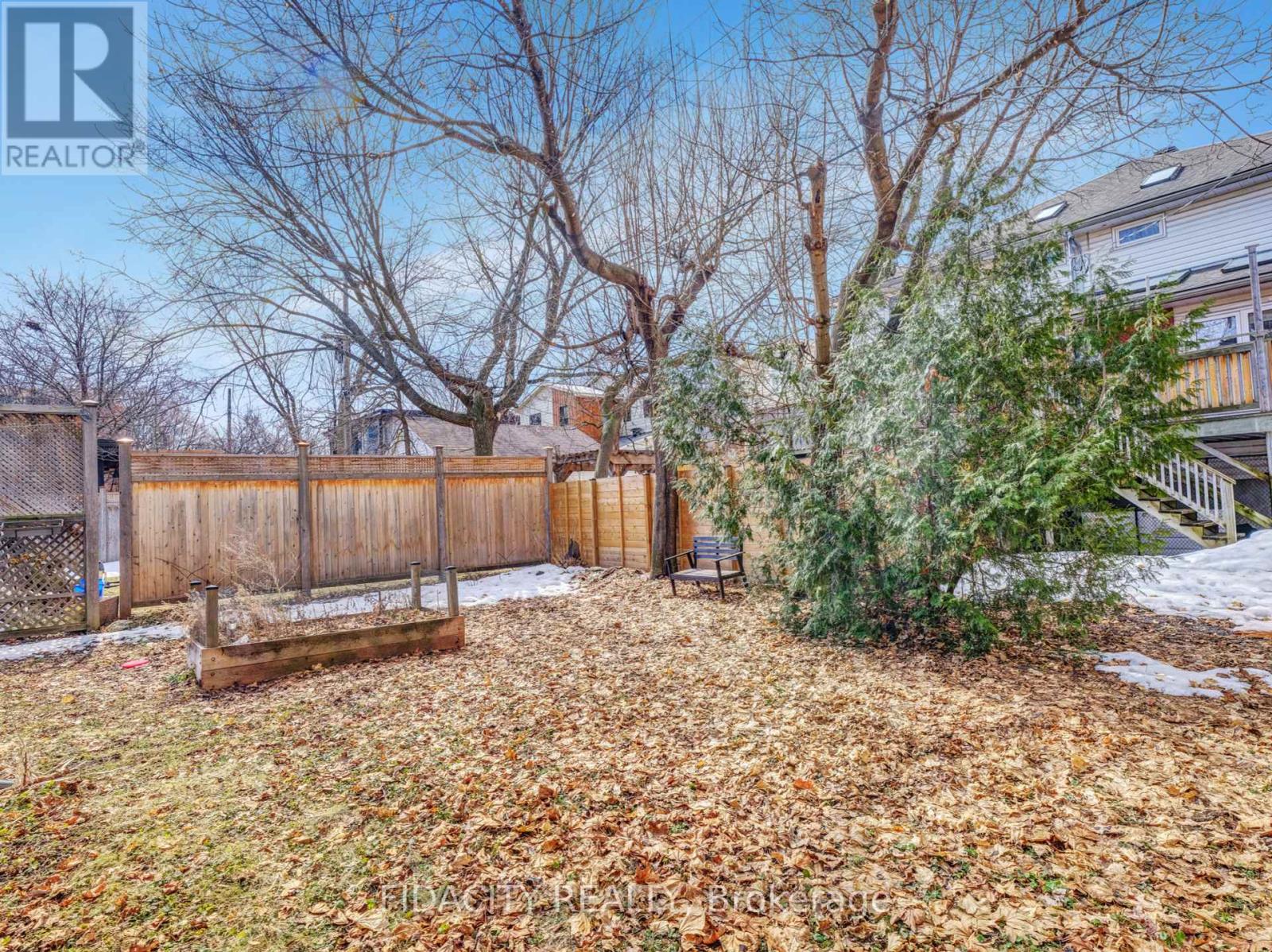 296 Royal Avenue, Ottawa, Ontario  K2A 1T5 - Photo 24 - X12417543