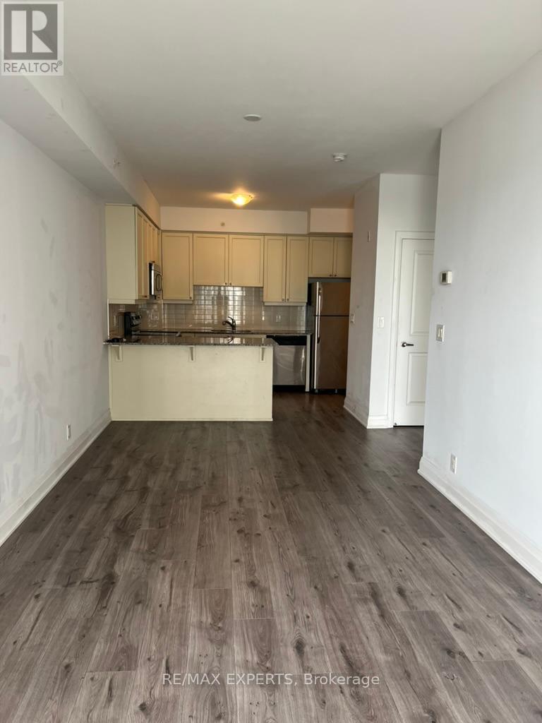 308 - 24 Woodstream Boulevard, Vaughan, Ontario  L4L 8C4 - Photo 2 - N12417539