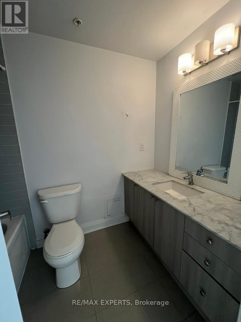 308 - 24 Woodstream Boulevard, Vaughan, Ontario  L4L 8C4 - Photo 8 - N12417539