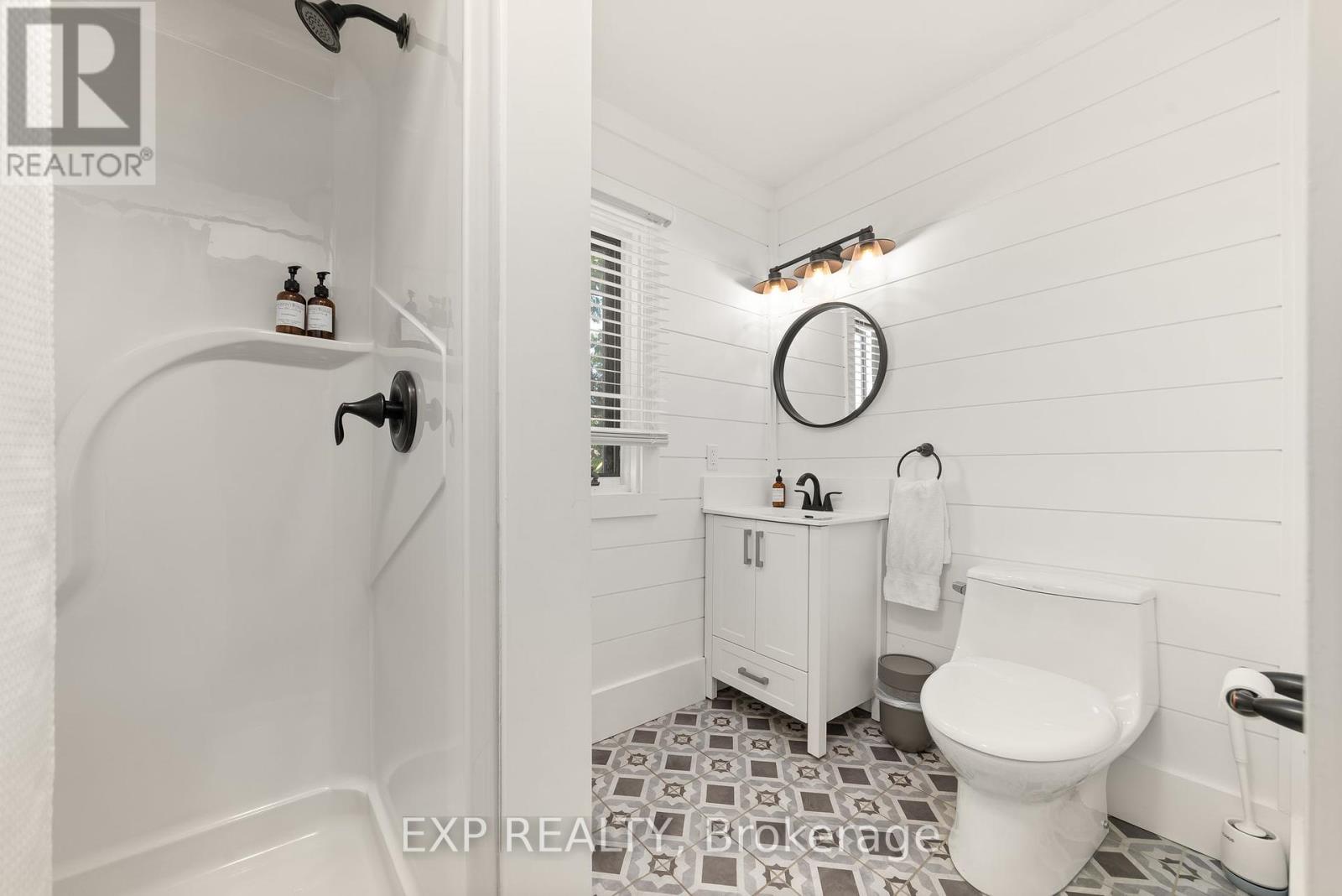 1768 County Rd 17 Road, Prince Edward County, Ontario  K0K 2P0 - Photo 13 - X12417531