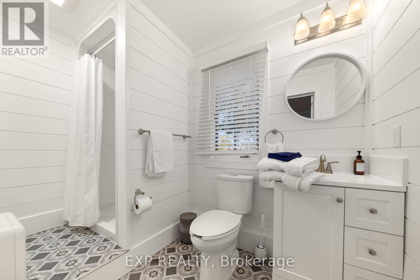 1768 County Rd 17 Road, Prince Edward County, Ontario  K0K 2P0 - Photo 16 - X12417531