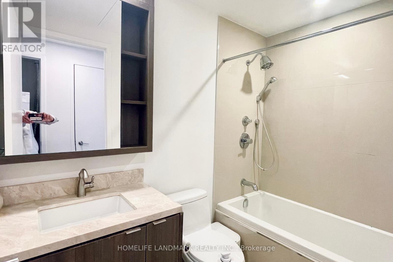 2903 - 125 Blue Jays Way, Toronto, Ontario  M5V 0N5 - Photo 10 - C12417545
