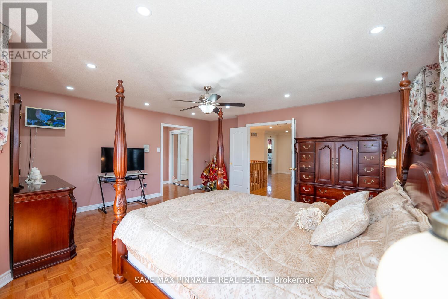 1 Ashton Drive, Vaughan, Ontario  L6A 2L4 - Photo 28 - N12417030