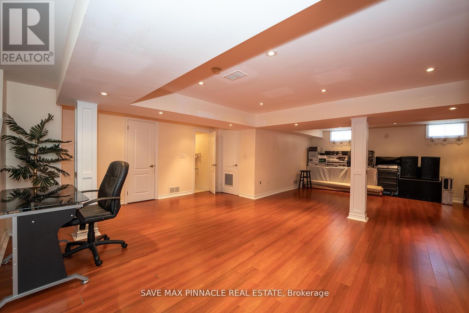 1 Ashton Drive, Vaughan, Ontario  L6A 2L4 - Photo 46 - N12417030