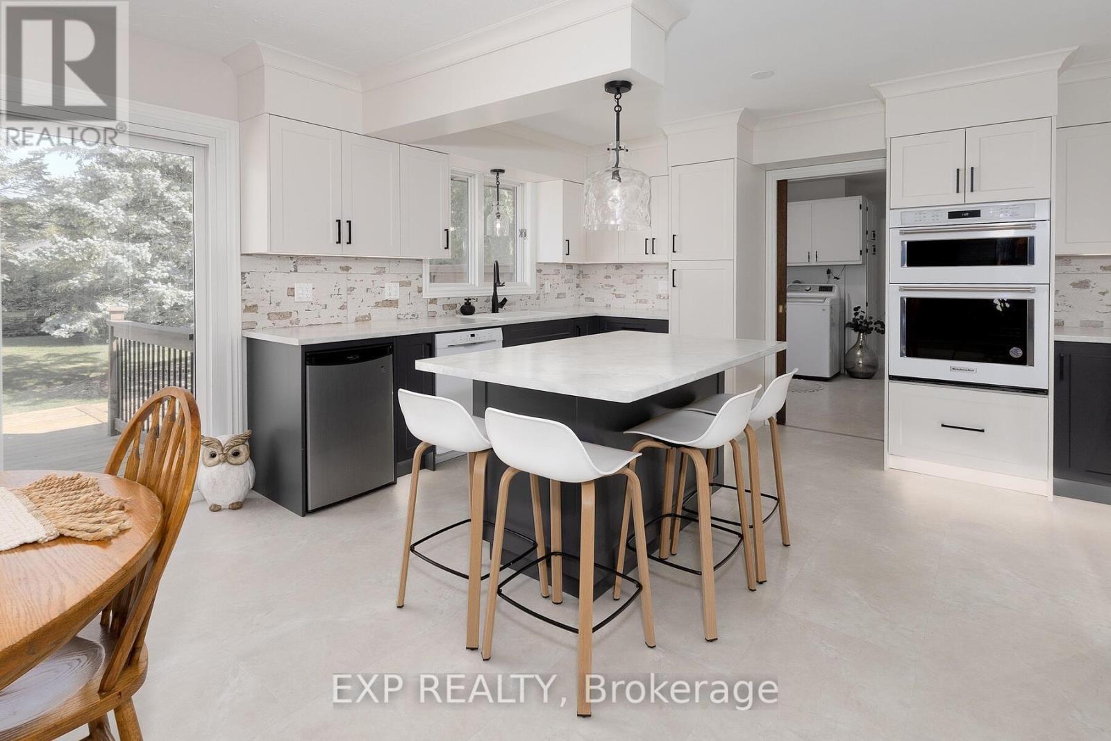 18 Fath Avenue, Aylmer, Ontario  N5H 1V8 - Photo 8 - X12417559