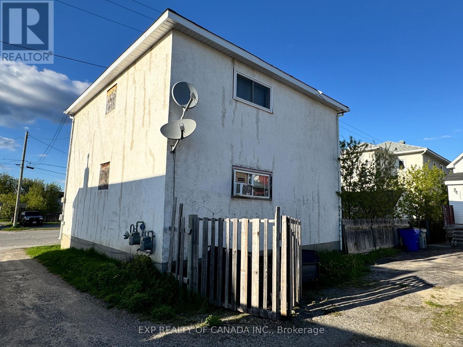 245 Cedar Street N, Timmins, Ontario  P4N 6J5 - Photo 3 - T12417563