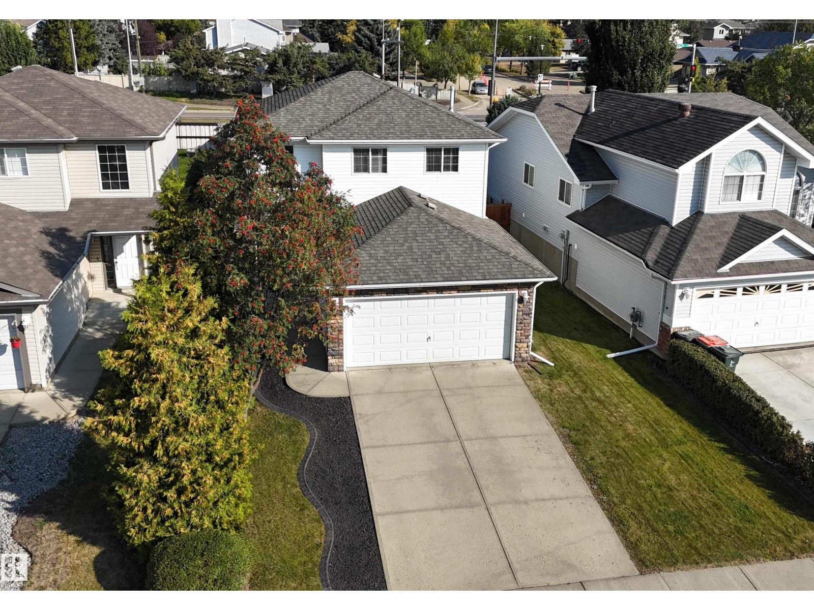 2 WESTERRA CL, Stony Plain, Alberta