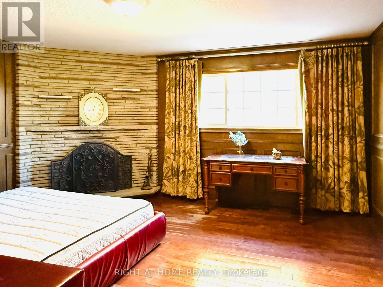 40 Rockland Drive, Toronto, Ontario  M2M 2Y9 - Photo 8 - C12417555