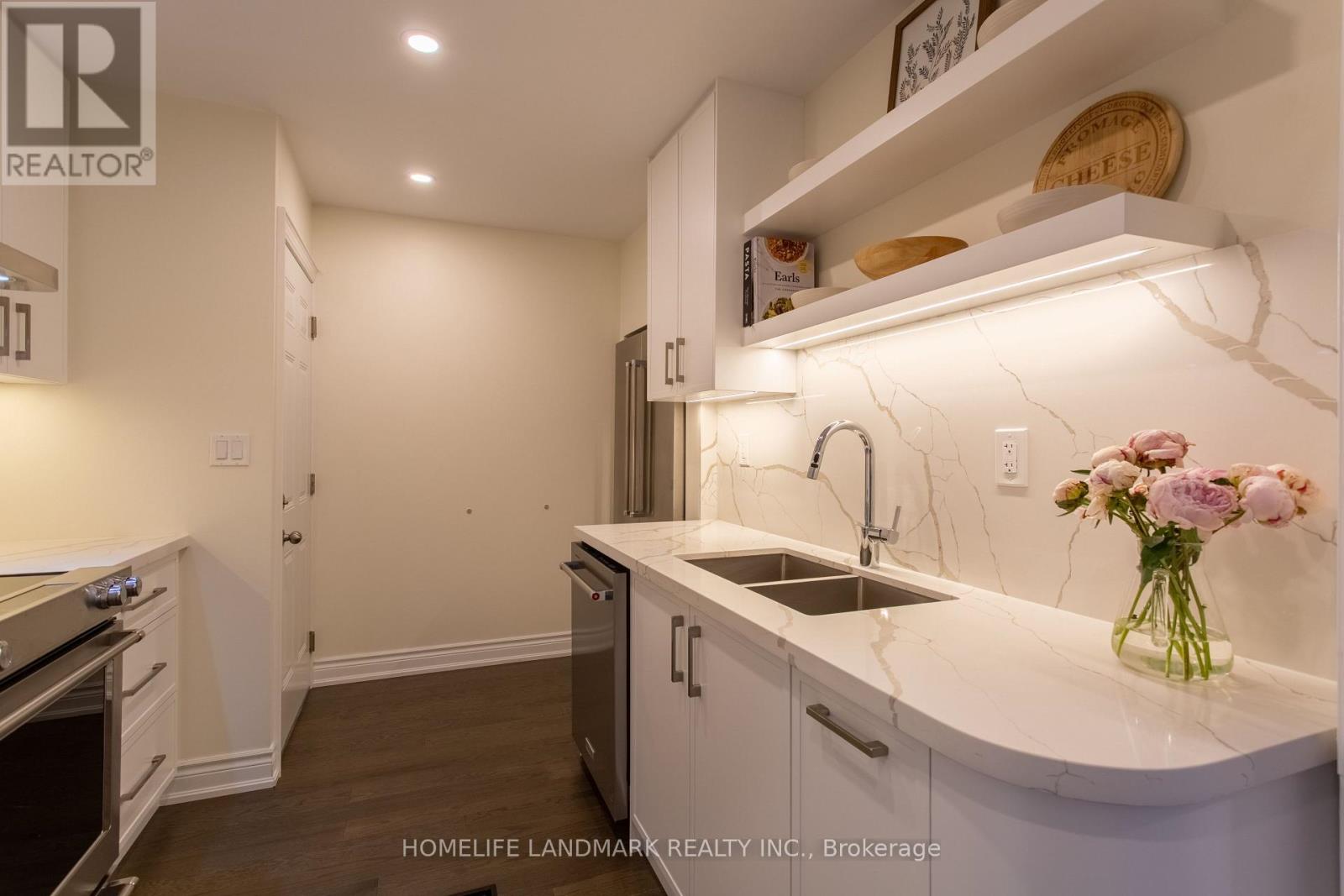 9 Mace Avenue, Richmond Hill, Ontario  L4E 1K8 - Photo 12 - N12414085