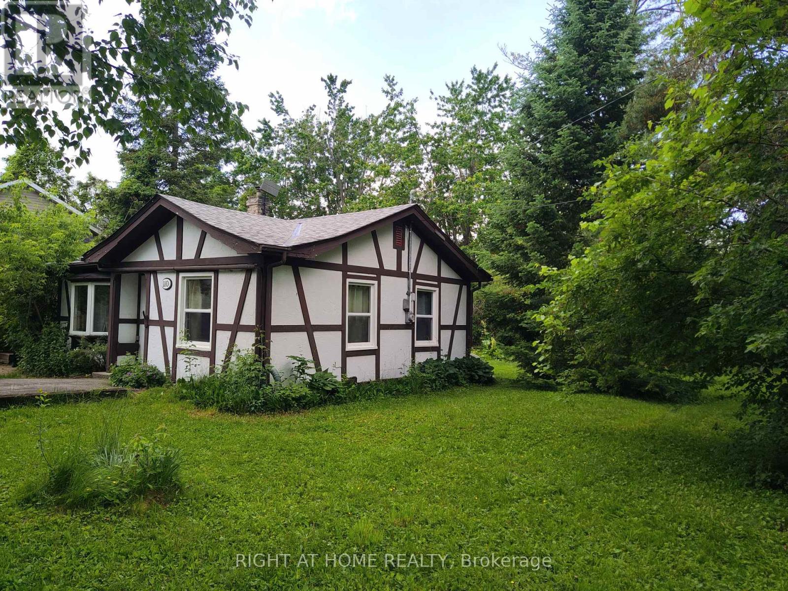 110 Ethel Park Drive, Brock, Ontario  L0K 1A0 - Photo 3 - N12417554
