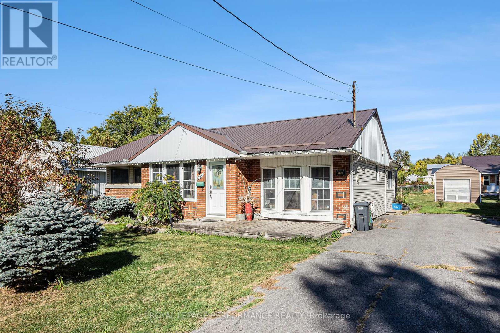 724 St Antoine Street, Cornwall, Ontario  K6H 7G9 - Photo 4 - X12417566