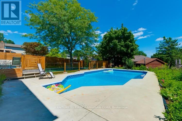 1027 Flintlock Court N, London North, Ontario  N6H 4M3 - Photo 40 - X12412738